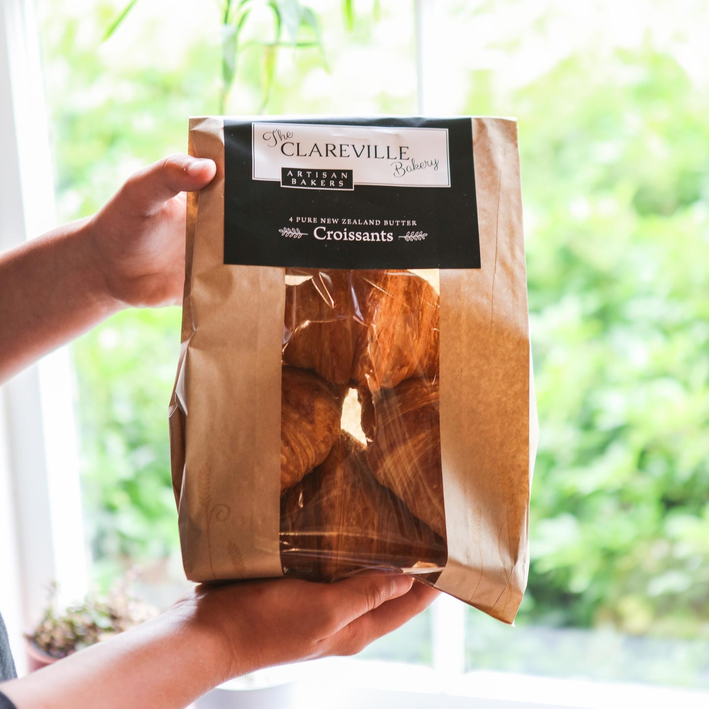 'Award Winning' Freshly Baked Croissants (4 pack) image 0
